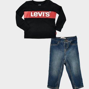 Levi’s long sheet t-shirt and Jean set